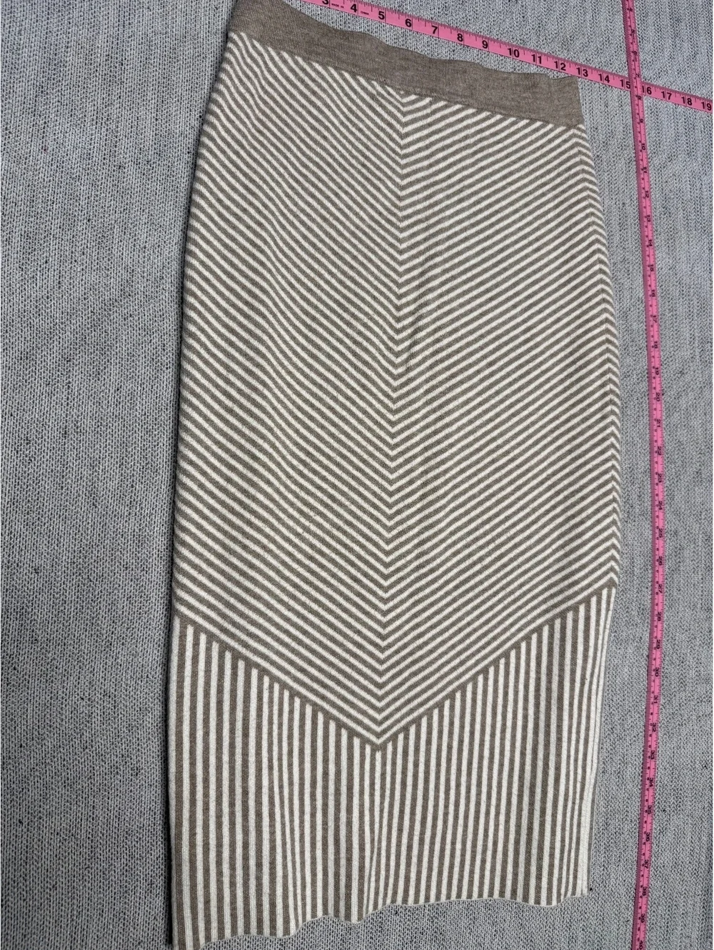 Rachel Zoe Tan Cream Chevron Knit Pull On Pencil Skirt XS